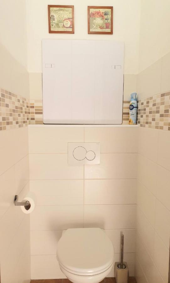 Apartman Central, Self Check In 24 H, Free Parking バンスカー・ビストリツァ エクステリア 写真